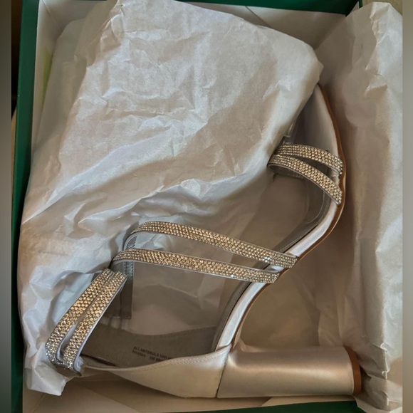 Size 10WW Evening Rhinestone Sandal